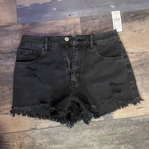 Pacsun high-rise festival black jean shorts size 26